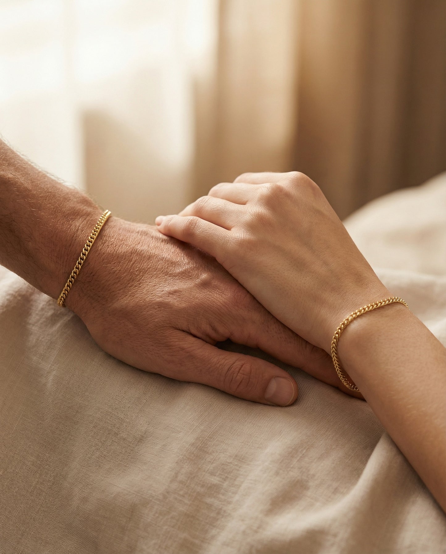 SET PAREJA GOLD PULSERA CUBANA CONTINUA DE 20 CM